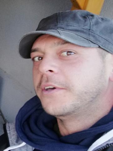 Péter, 46 éves dunabogdányi társkereső férfi profil fotója