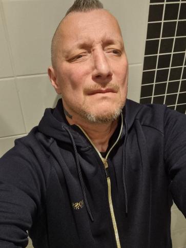 Carlos, 50 éves svédországi társkereső férfi profil fotója