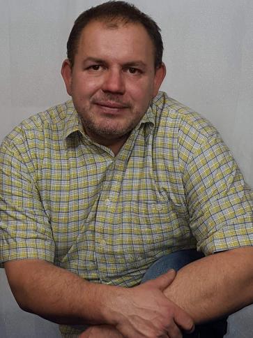 László, 46 éves örkényi társkereső férfi profil fotója