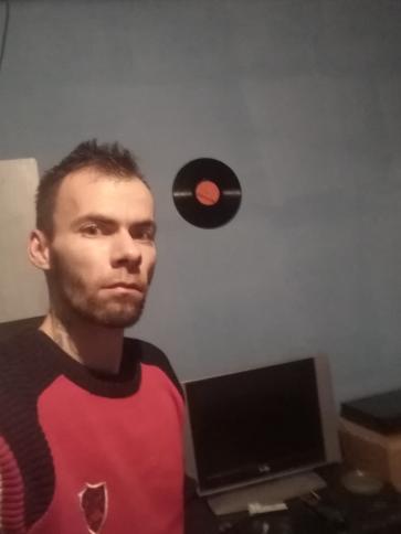 Kálmán, 34 éves jánoshalmi társkereső férfi profil fotója