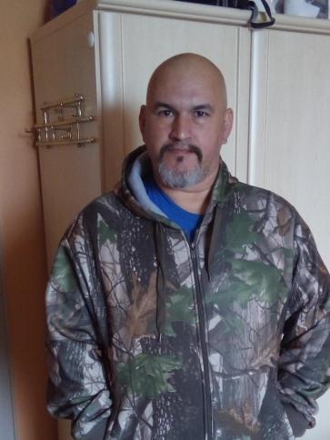 Tibor, 51 éves szentlőrinci társkereső férfi profil fotója Tibor, 51 éves szentlőrinci társkereső férfi profil fotója