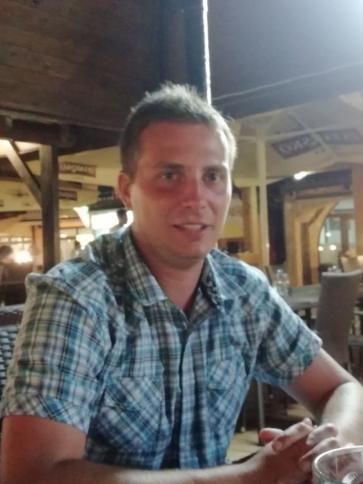 Ádám, 37 éves gödi társkereső férfi profil fotója