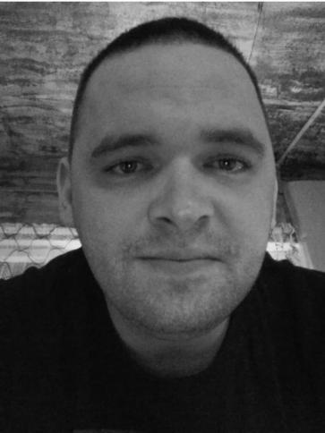 József, 32 éves tiszaszentimrei társkereső férfi profil fotója