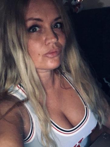 Andrea, 49 éves dunaújvárosi társkereső nő profil fotója