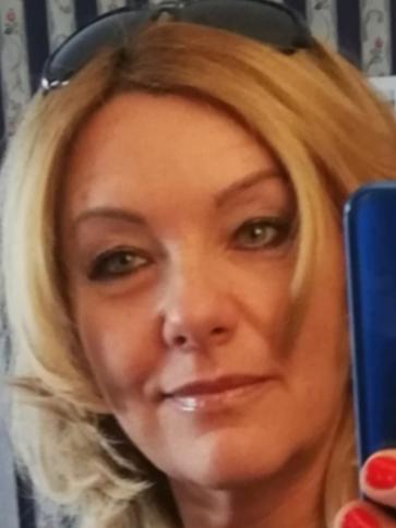 Kati, 54 éves csákvári társkereső nő profil fotója