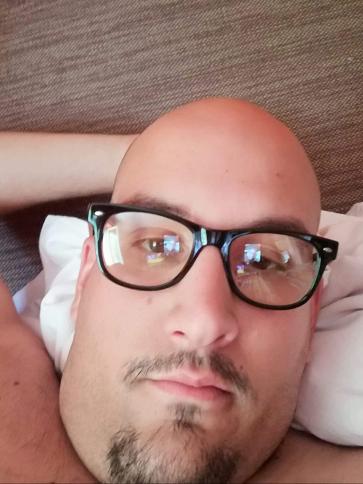 Csaba, 37 éves szabadegyházai társkereső férfi profil fotója