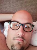 Sziasztok! Csaba vagyok. Komoly szabadegyházai párkereső nők jelentkezését várom.