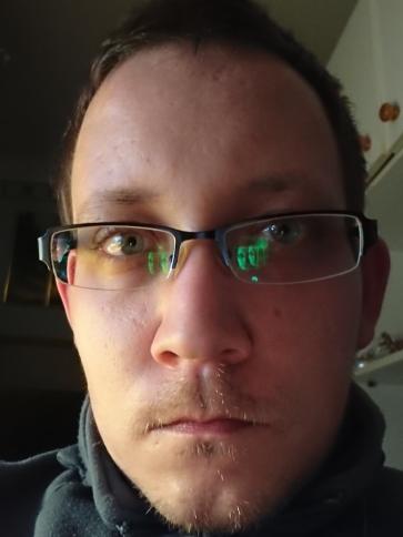 Sanyi, 39 éves törökszentmiklósi társkereső férfi profil fotója