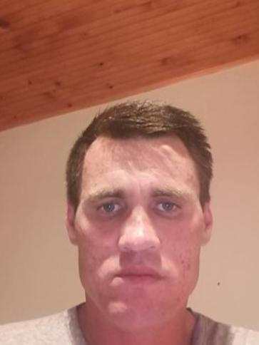 Attila, 35 éves szerbiai társkereső férfi profil fotója