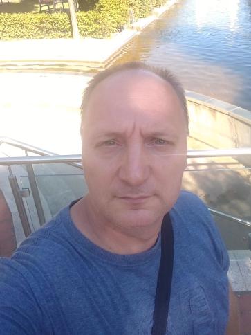 Mihaly, 53 éves tótkomlósi társkereső férfi profil fotója