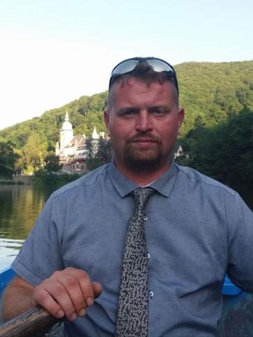 András, 38 éves győri társkereső férfi profil fotója