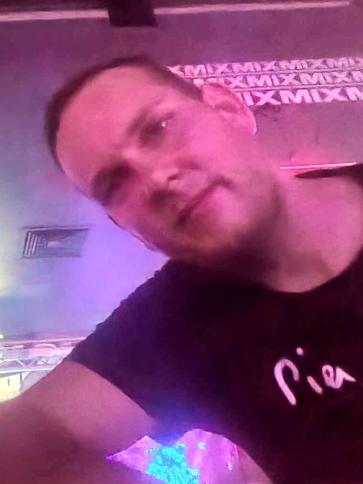 Gábor, 39 éves pilisi társkereső férfi profil fotója