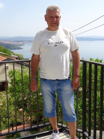 András, 58 éves Budapest XVI. kerületi társkereső férfi profil fotója