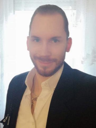 Bálint, 34 éves csepregi társkereső férfi profil fotója