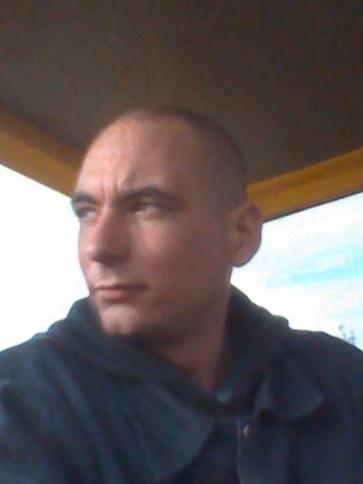 Roland, 36 éves balatonszabadi társkereső férfi profil fotója