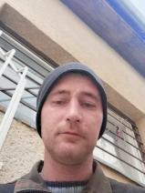 Sziasztok! József vagyok. Online múcsonyi randizni vágyó nők kattinsatok a kedvenc gombra.
