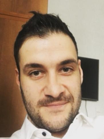 Dániel, 33 éves tököli társkereső férfi profil fotója