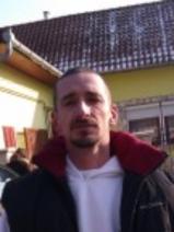 Sziasztok! Zoltán vagyok. Online csorvási randizni vágyó nők kattinsatok a kedvenc gombra.