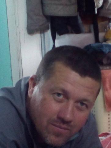 Imre, 55 éves tabdi társkereső férfi profil fotója