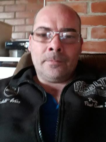 István, 47 éves kalocsai társkereső férfi profil fotója