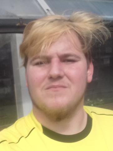 Lászlo, 26 éves galgagyörki társkereső férfi profil fotója