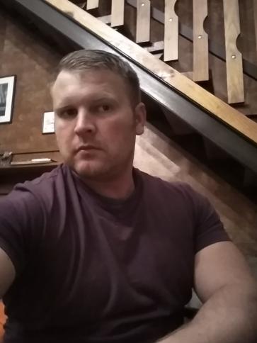János, 40 éves felsőzsolcai társkereső férfi profil fotója