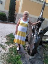 Adrienne társkereső fotója