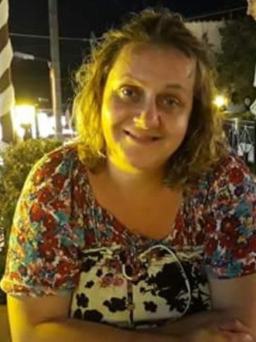 Mónika, 52 éves almásfüzitői társkereső nő profil fotója