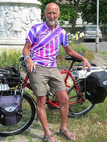 Kornél, 82 éves németországi társkereső férfi profil fotója