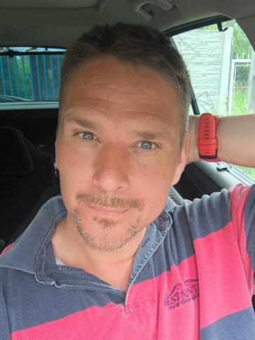 Karesz, 49 éves Budapest XXII. kerületi társkereső férfi profil fotója