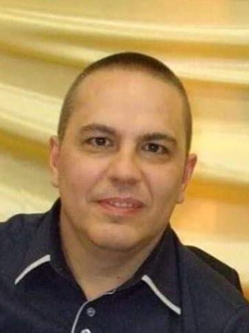 Attila, 46 éves álmosdi társkereső férfi profil fotója