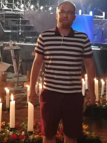 László, 39 éves berettyóújfalui társkereső férfi profil fotója László, 39 éves berettyóújfalui társkereső férfi profil fotója