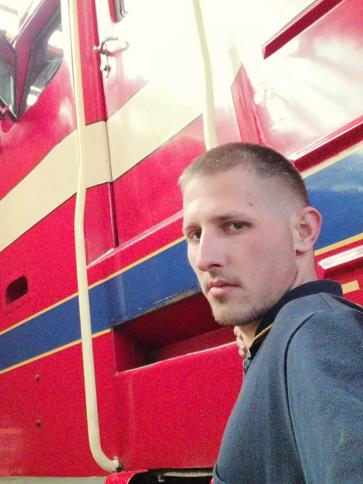 László, 33 éves szentmártonkátai társkereső férfi profil fotója