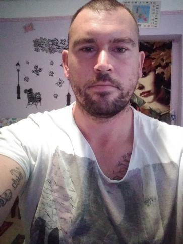 Ádám, 36 éves bölcskei társkereső férfi profil fotója