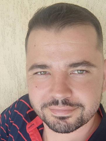 Tibor, 39 éves almáskamarási társkereső férfi profil fotója