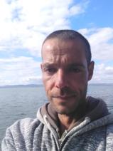 Sziasztok! Adam vagyok. Komoly nagycsepelyi párkereső nők jelentkezését várom.