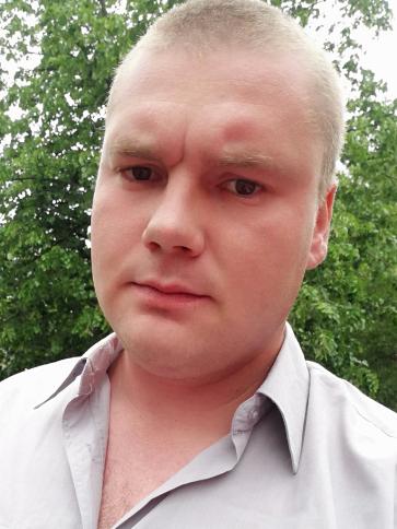 József, 34 éves ravazdi társkereső férfi profil fotója