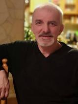 Sziasztok! István vagyok. Komoly héti párkereső nők jelentkezését várom.