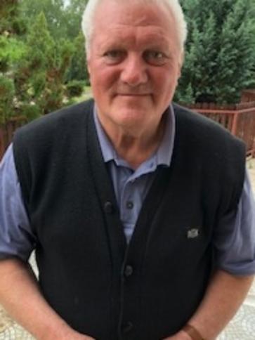 József, 84 éves veresegyházi társkereső férfi profil fotója