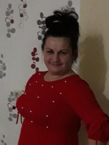 Katalin, 46 éves hajdúszoboszlói társkereső nő profil fotója Katalin, 46 éves hajdúszoboszlói társkereső nő profil fotója