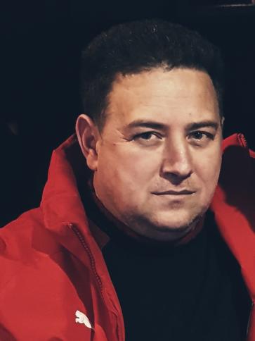 Dániel, 43 éves alibánfai társkereső férfi profil fotója