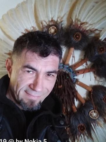 Ovidiusz, 58 éves jászapáti társkereső férfi profil fotója Ovidiusz, 58 éves jászapáti társkereső férfi profil fotója