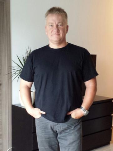 Gyula, 61 éves tatai társkereső férfi profil fotója Gyula, 61 éves tatai társkereső férfi profil fotója