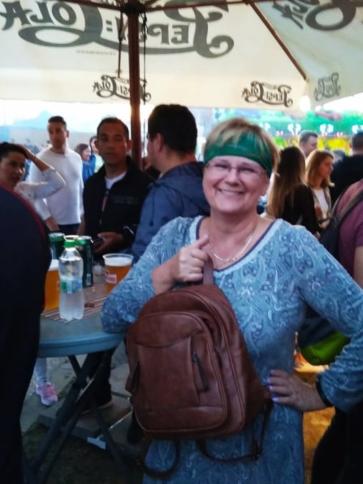Irenka, 63 éves kiskunfélegyházi társkereső nő profil fotója Irenka, 63 éves kiskunfélegyházi társkereső nő profil fotója