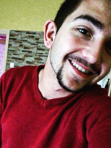 Milán, 24 éves karcagi társkereső férfi profil fotója Milán, 24 éves karcagi társkereső férfi profil fotója