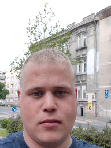 Krisztián, 28 éves abdai társkereső férfi profil fotója