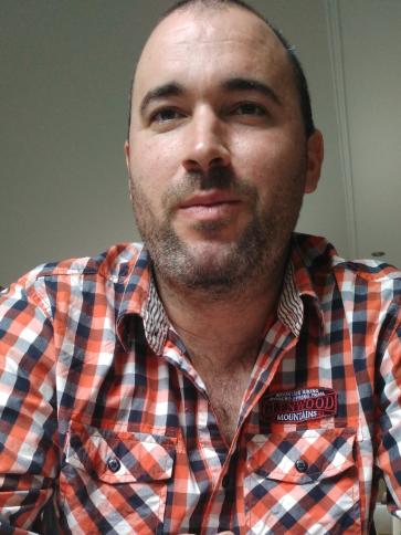 Tamás, 38 éves nagykátai társkereső férfi profil fotója Tamás, 38 éves nagykátai társkereső férfi profil fotója
