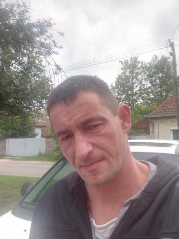 Ferenc, 44 éves csanádapácai társkereső férfi profil fotója