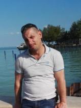 Sziasztok! Tamás vagyok. Online nemesvámosi randizni vágyó nők kattinsatok a kedvenc gombra.