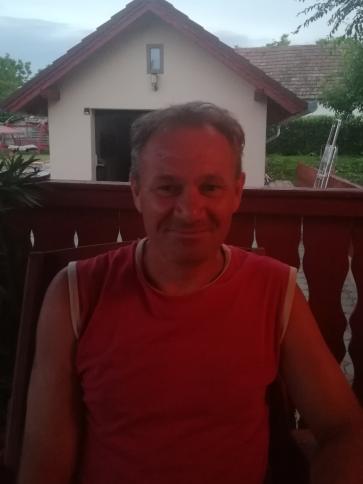 András, 54 éves markotabödögei társkereső férfi profil fotója